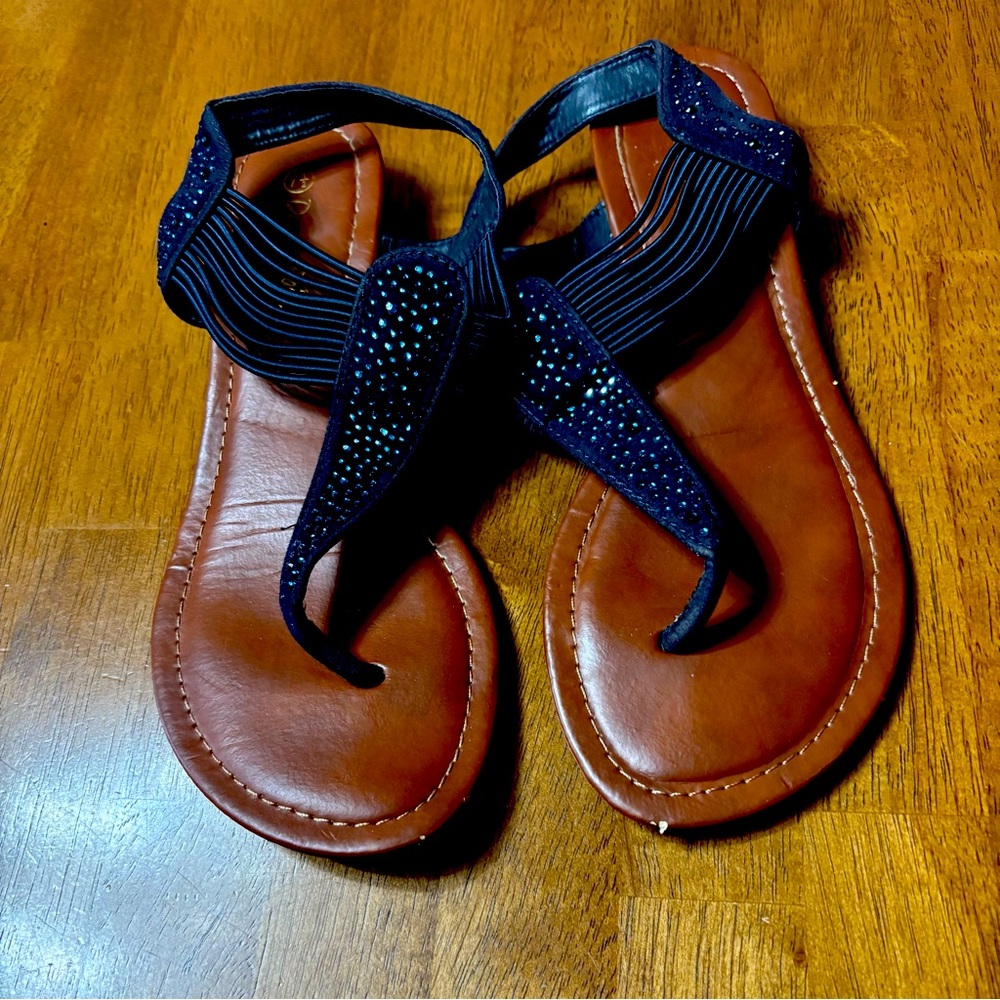 Blue bling stretch flat sandals size 7 1/2